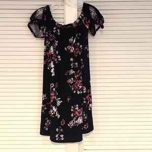 Derek Heart Dress.  Size Medium.  Black